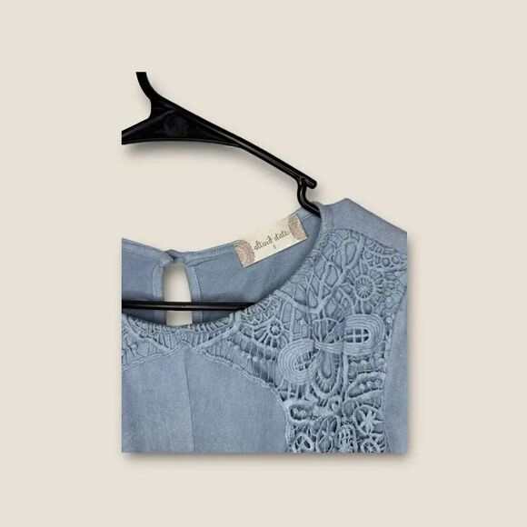 Altar’s State Suede Lace Front Long Sleeve Top Small - Picture 5 of 6